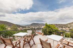 WHOLE HOUSE NEAR THE BEACH WITH AMAZING VIEW, Kalyvia Thorikou